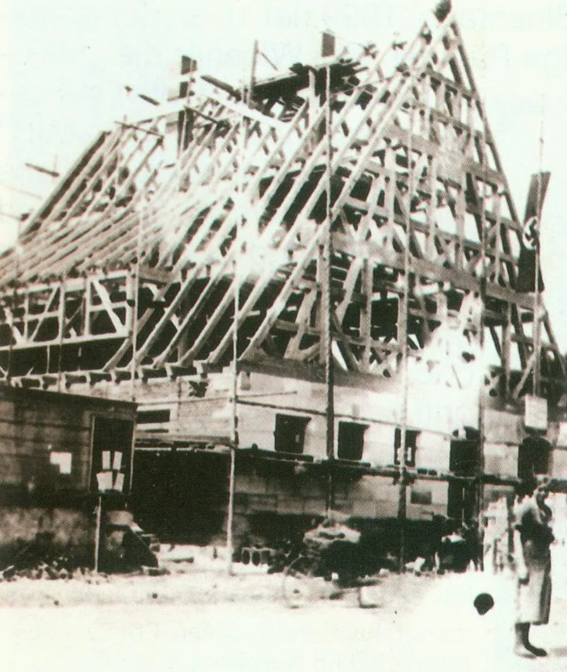 Posthorn während des Wiederaufbaus 1936 oder 1937